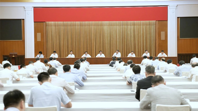 全力以赴确保第四届进博会圆满成功举行！